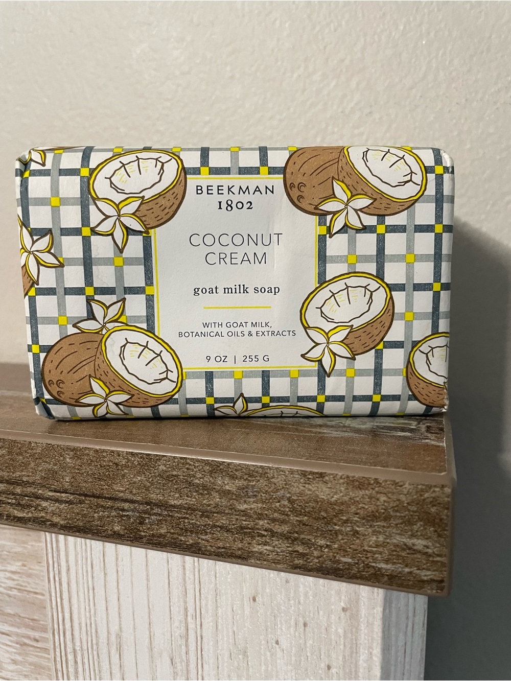 Beekman 1802 Coconut Cream Goat Milk Bar Soap - Large 9 oz / 255g - Brand New